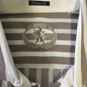 Bugatchi men’s long sleeve dress shirt.